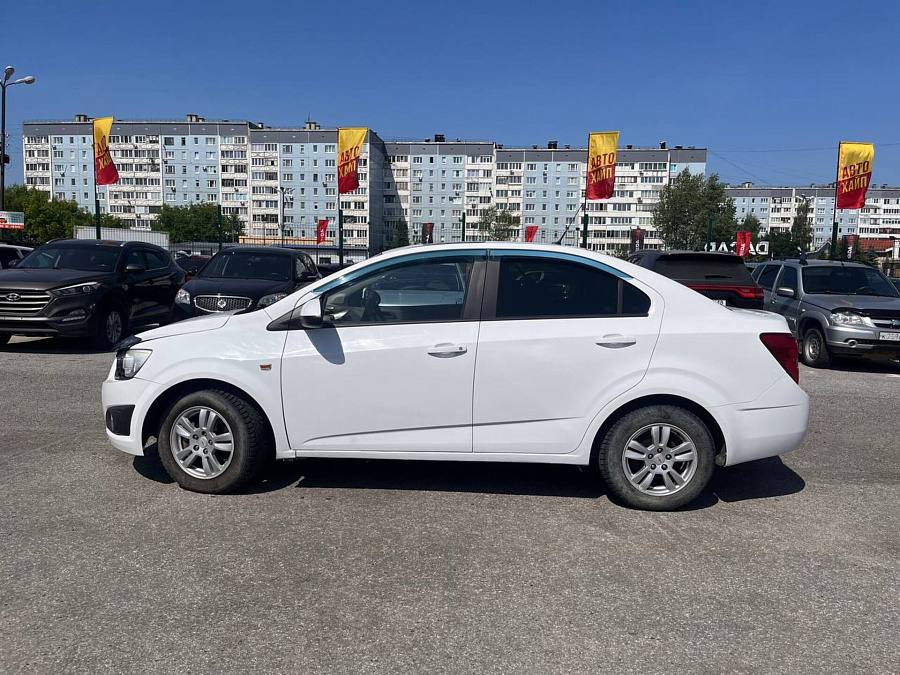 Chevrolet Aveo, 2012г., передний привод, автомат