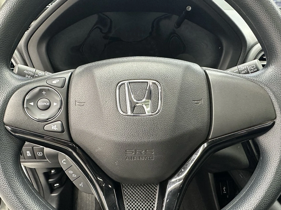 Honda Vezel, 2022г., передний привод, вариатор