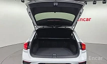 Volkswagen T-Roc, 2022г., передний привод, робот