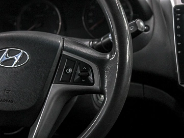 Hyundai Solaris, 2013г, передний привод, автомат