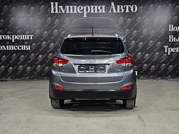 Hyundai ix35, 2012г, передний привод, автомат