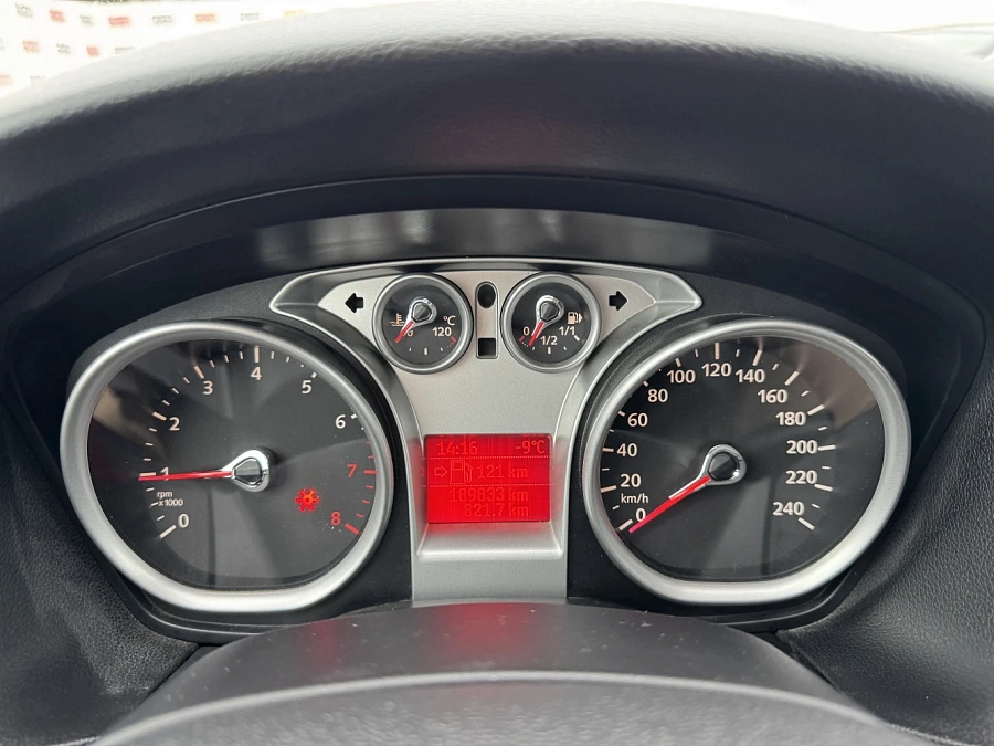 Ford Focus, 2008г., передний привод, механика