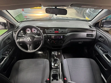 Mitsubishi Lancer, 2007г, передний привод, вариатор