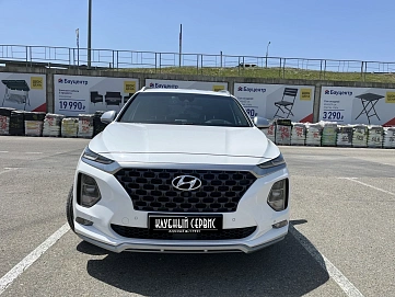 Hyundai Santa Fe, 2018г, передний привод, автомат