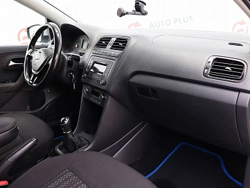 Volkswagen Polo, 2018г, передний привод, механика