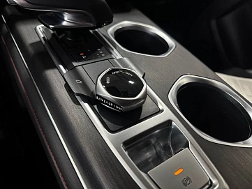 Changan , 2024г., передний привод, робот