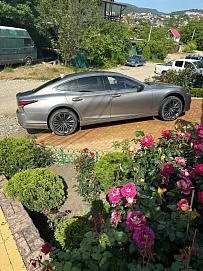 Lexus LS, 2018г, полный привод, автомат