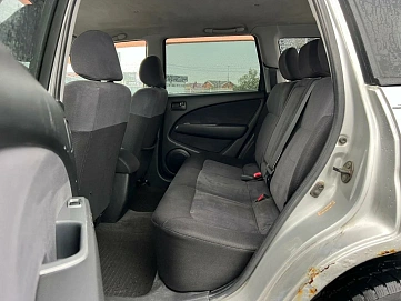 Mitsubishi Outlander, 2002г, передний привод, автомат