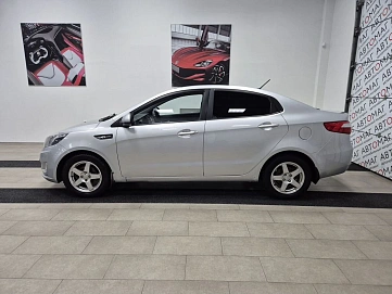 Kia Rio, 2012г, передний привод, автомат