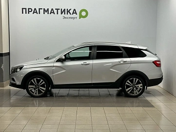 Lada (ВАЗ) , 2018г., передний привод, механика