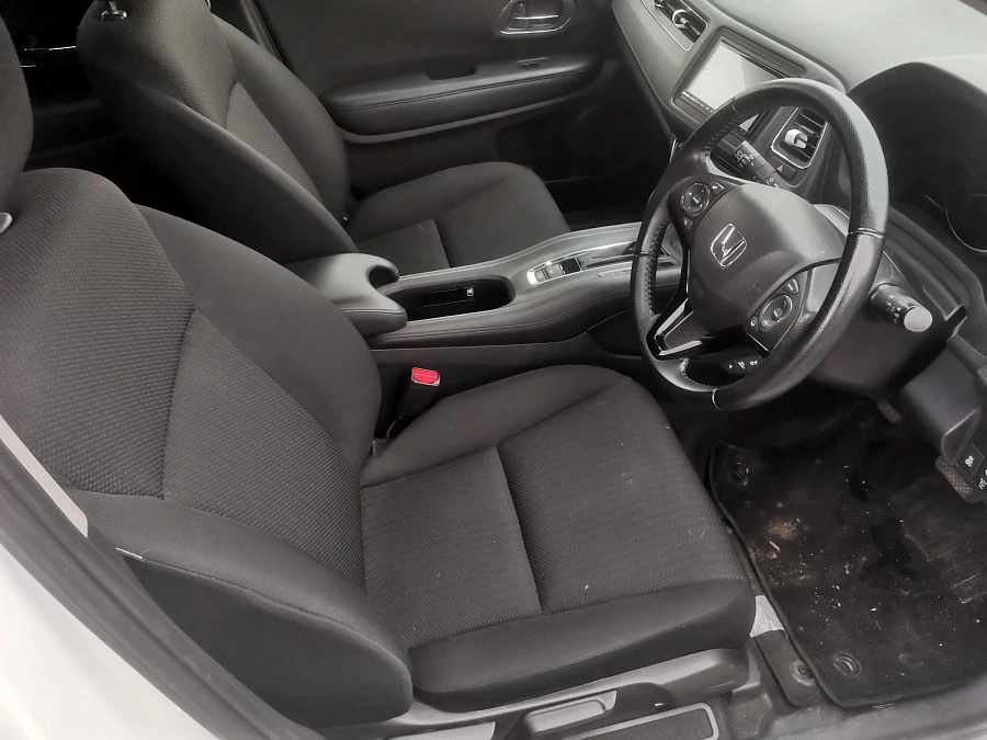 Honda Vezel, 2016г., передний привод, вариатор