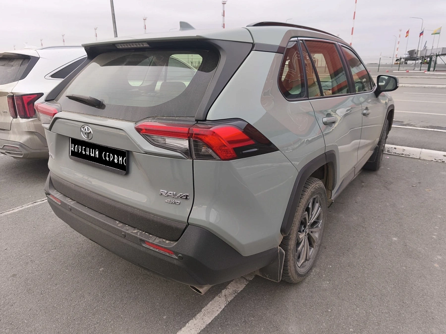 Toyota RAV4, 2021г., полный привод, автомат