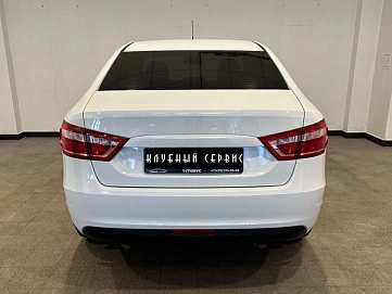 Lada (ВАЗ) Vesta, 2018г, передний привод, механика