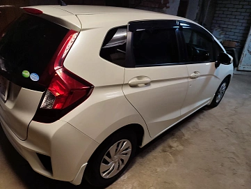 Honda Fit, 2013г, передний привод, вариатор