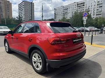Audi Q3, 2020г, передний привод, робот