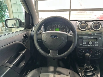 Ford Fiesta, 2006г, передний привод, механика