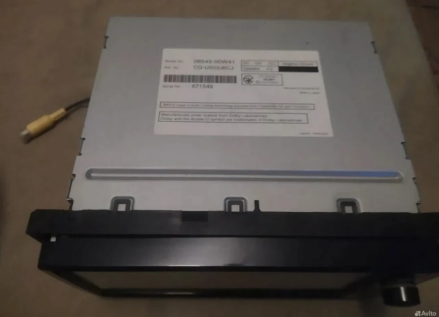 Toyota Noah, 2015г., передний привод, вариатор