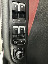 Geely Coolray, 2022г, передний привод, робот