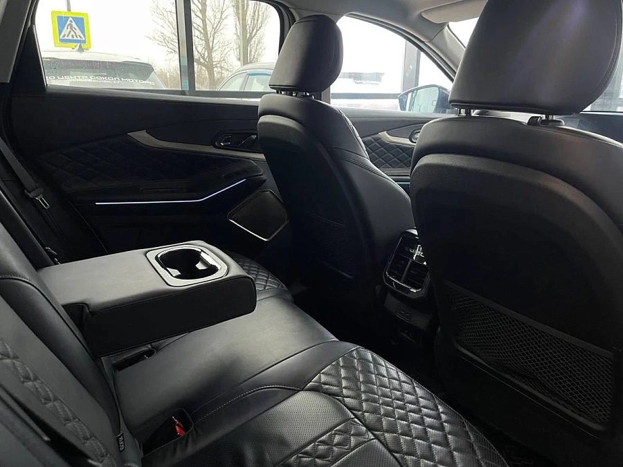 EXEED , 2022г., полный привод, робот