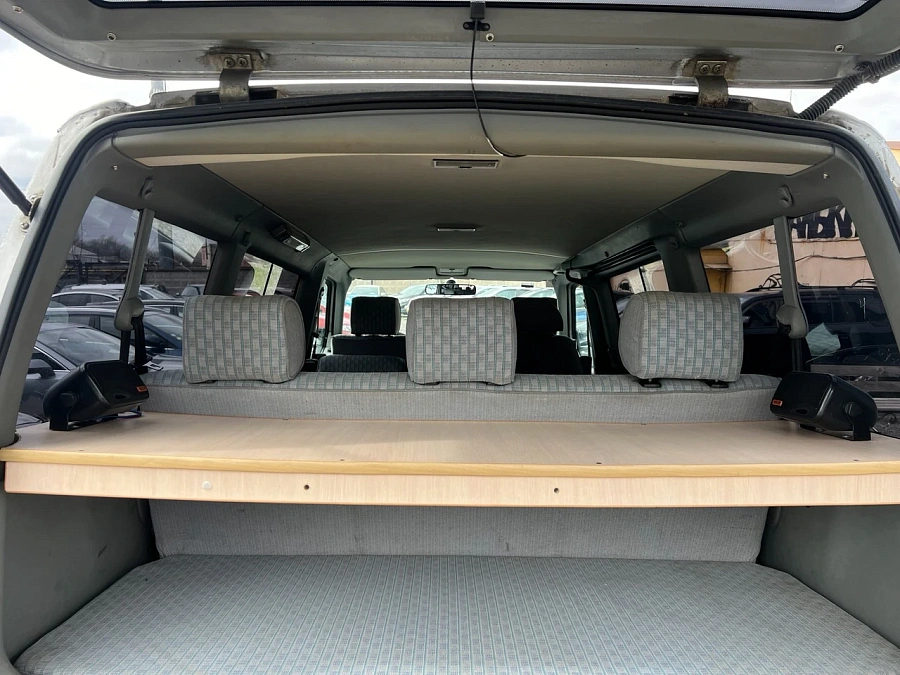 Volkswagen Multivan, 1992г., передний привод, механика