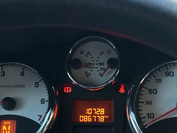 Peugeot 207, 2009г, передний привод, робот