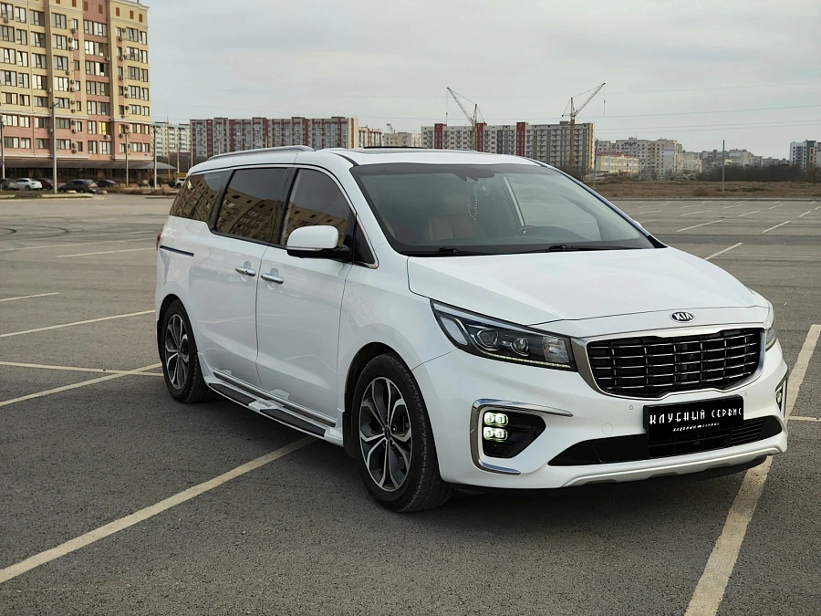 Kia Carnival, 2019г., передний привод, автомат