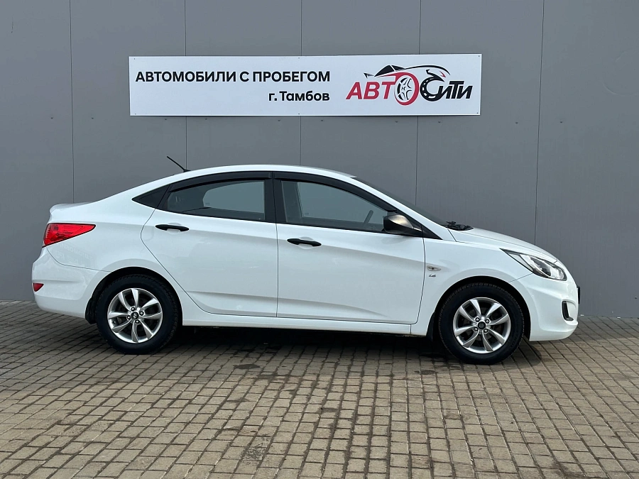 Hyundai Solaris, 2014г., передний привод, механика