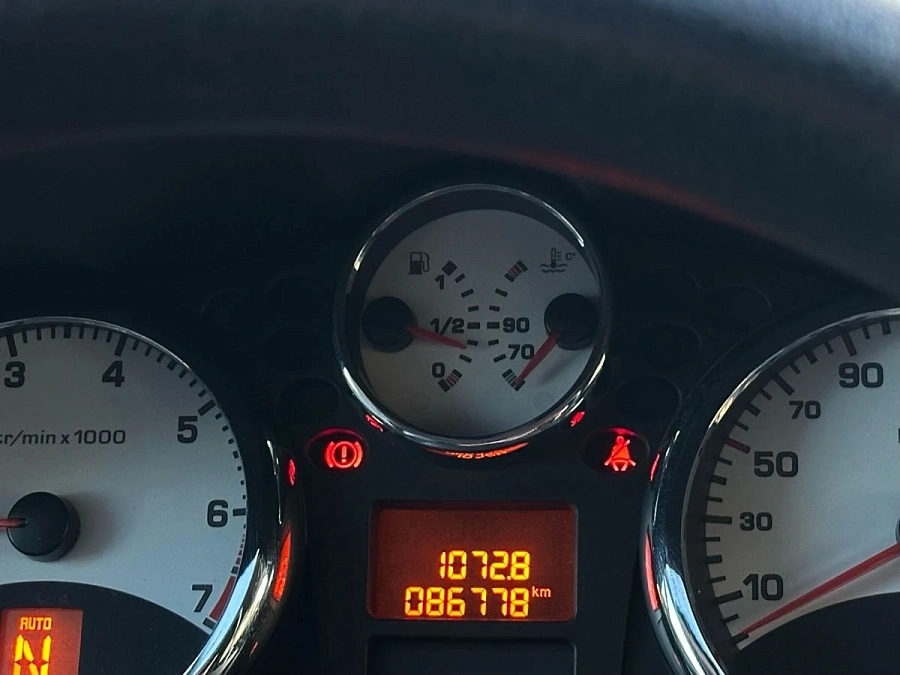 Peugeot 207, 2009г., передний привод, робот