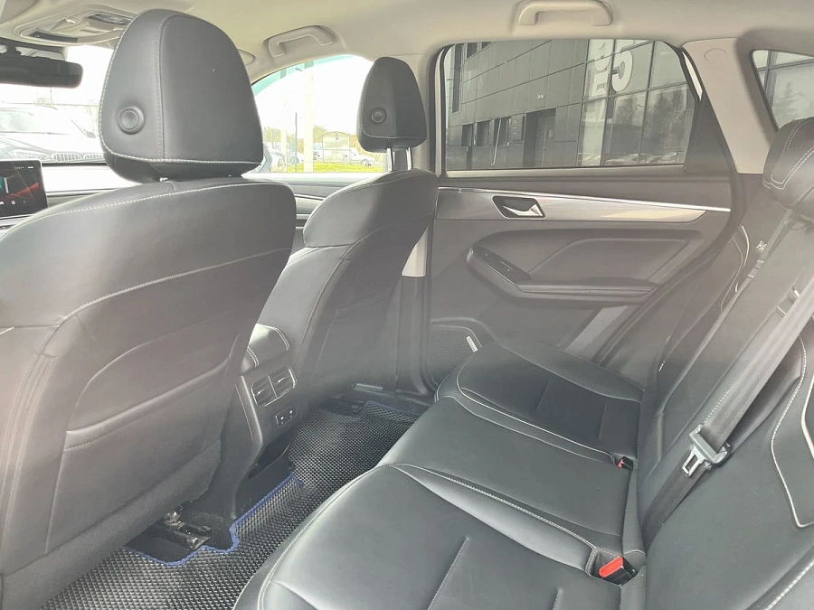 Haval Jolion, 2021г., передний привод, робот