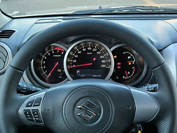 Suzuki , 2010г., передний привод, автомат