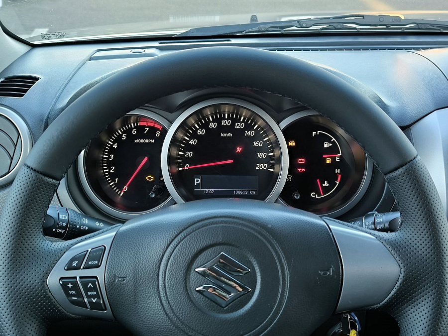 Suzuki , 2010г., передний привод, автомат