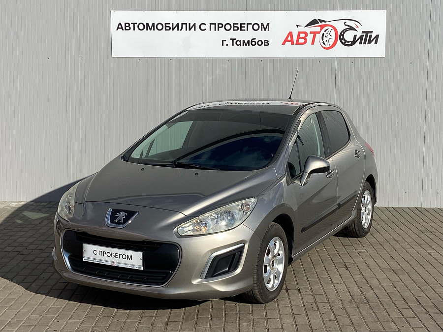 Peugeot 308, 2011г., передний привод, механика