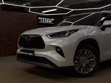 Toyota Highlander, 2025г, полный привод, автомат
