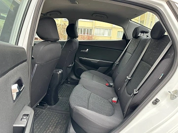 Kia Rio, 2015г, передний привод, механика