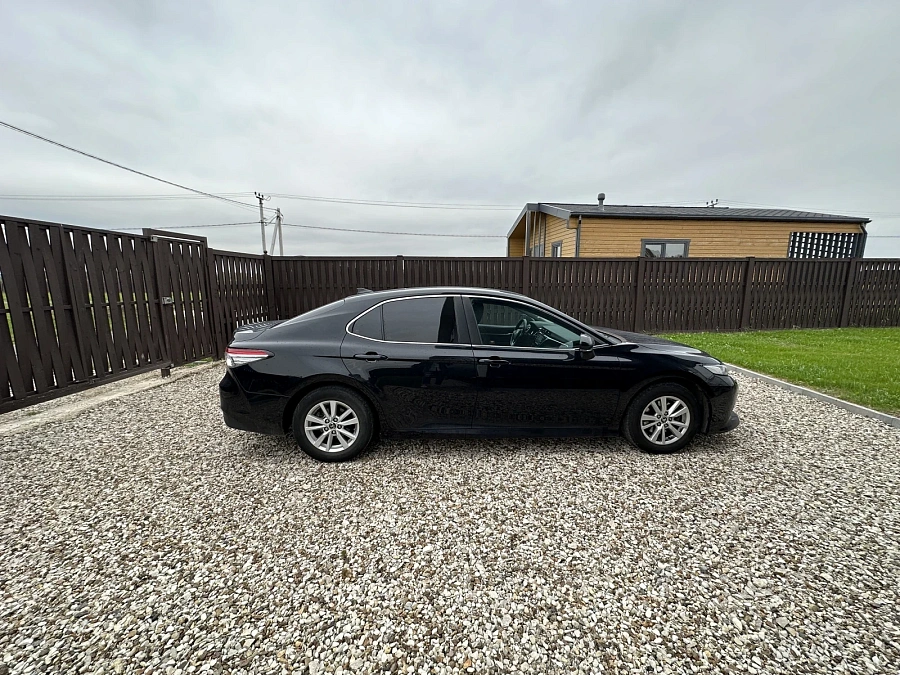 Toyota Camry, 2019г., передний привод, автомат