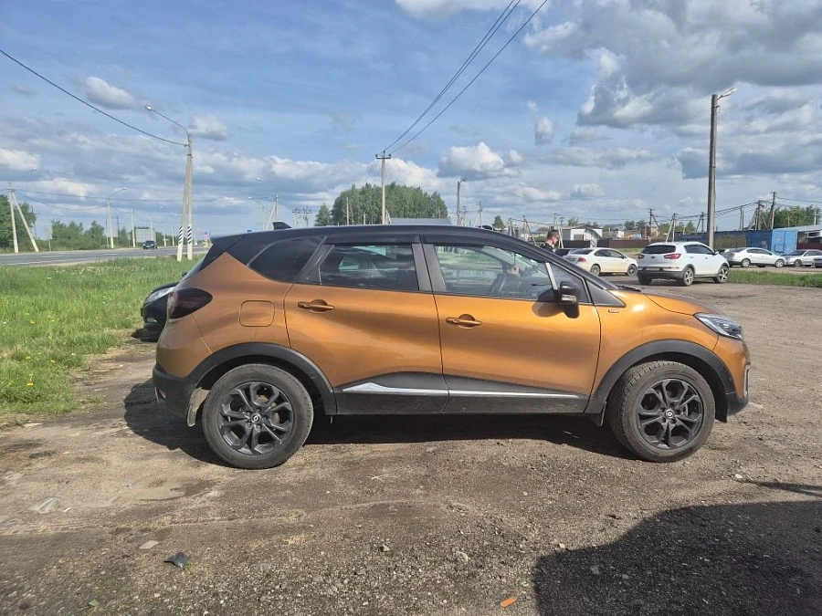 Renault Kaptur, 2021г., полный привод, вариатор