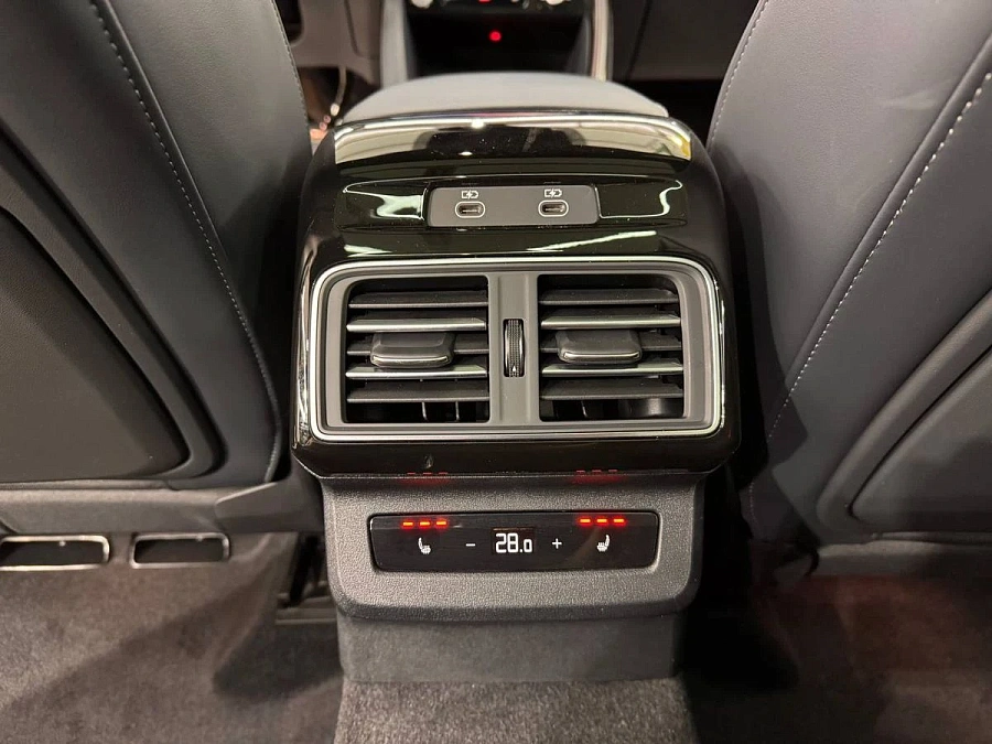 Audi Q5, 2025г., полный привод, робот