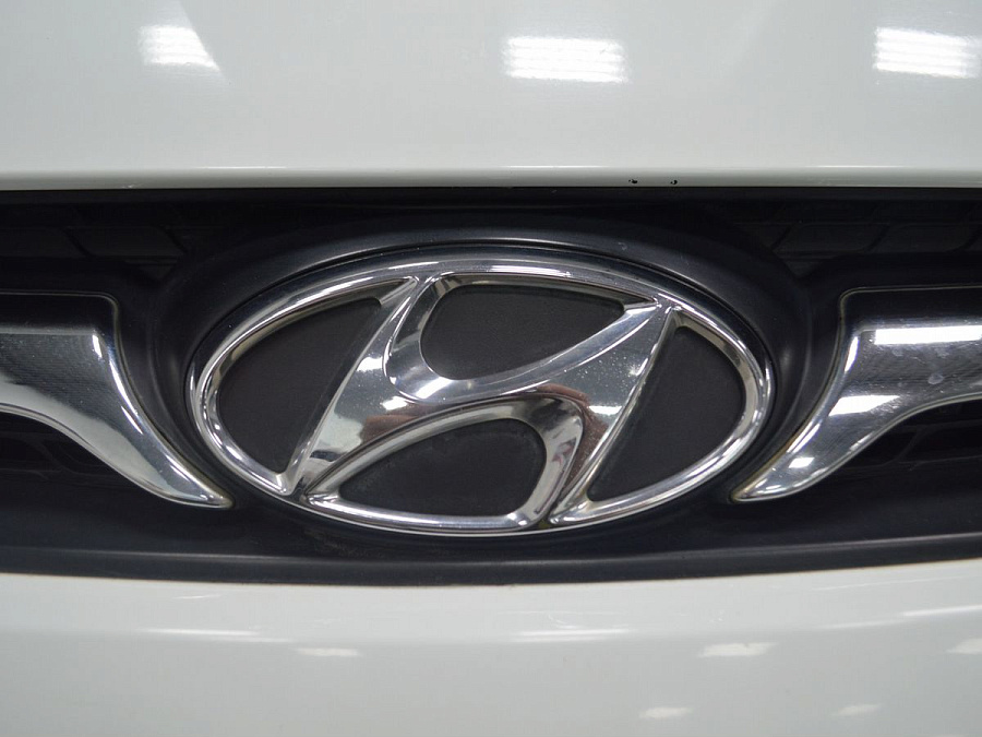 Hyundai Solaris, 2012г., передний привод, механика