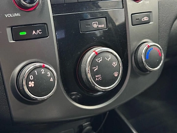 Kia Cerato, 2011г, передний привод, автомат