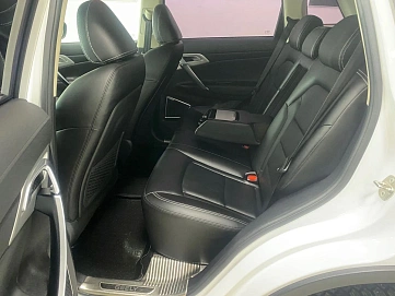 Geely Atlas, 2018г, полный привод, автомат