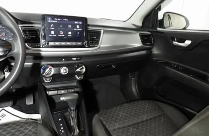Kia Rio, 2021г, передний привод, вариатор