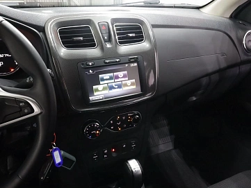 Renault , 2021г., передний привод, вариатор