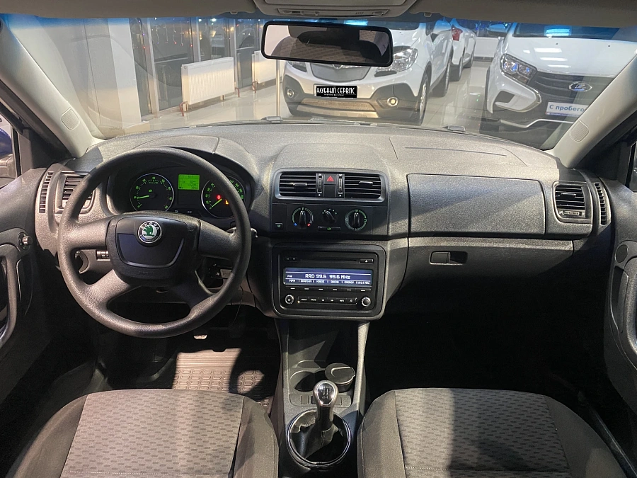 Skoda Fabia, 2011г., передний привод, механика