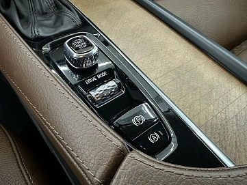 Volvo XC90, 2020г, полный привод, автомат