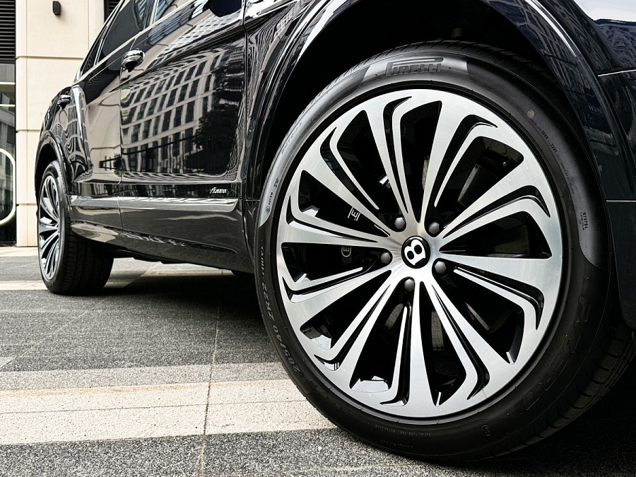Bentley Bentayga, 2024г., полный привод, автомат