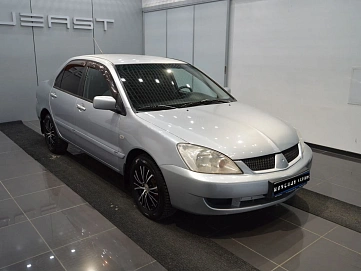 Mitsubishi Lancer, 2005г, передний привод, механика