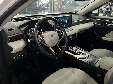 Haval Jolion, 2023г, передний привод, робот