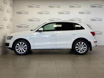 Audi Q5, 2008г, передний привод, автомат