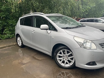 Toyota Verso, 2009г, передний привод, вариатор