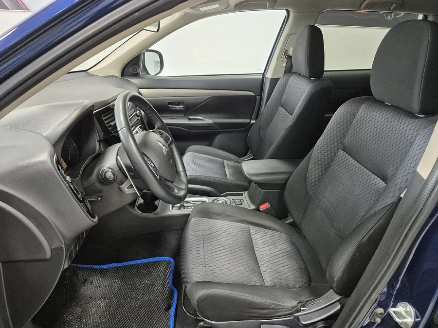 Mitsubishi Outlander, 2013г., полный привод, вариатор